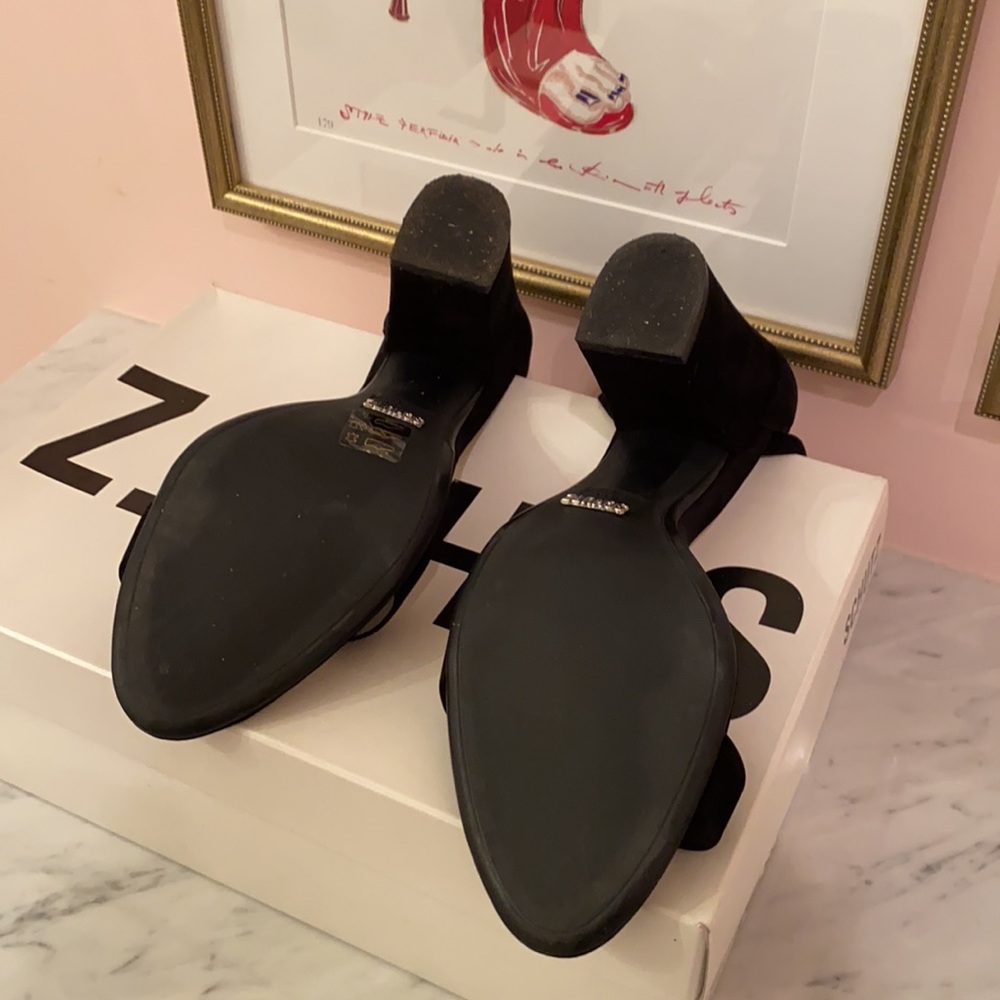 Schutz black suede block heel. - Picture 4 of 5
